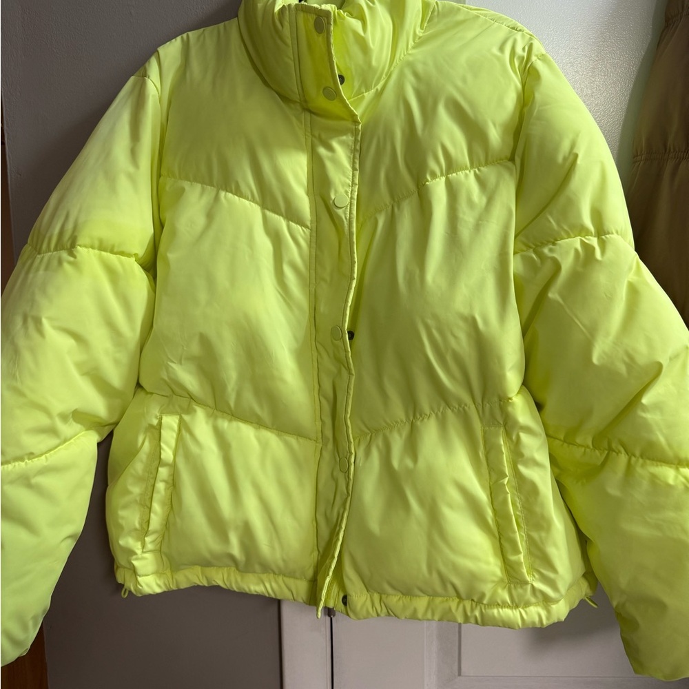 Wild Fable Bright Yellow Puffer Jacket-no hood